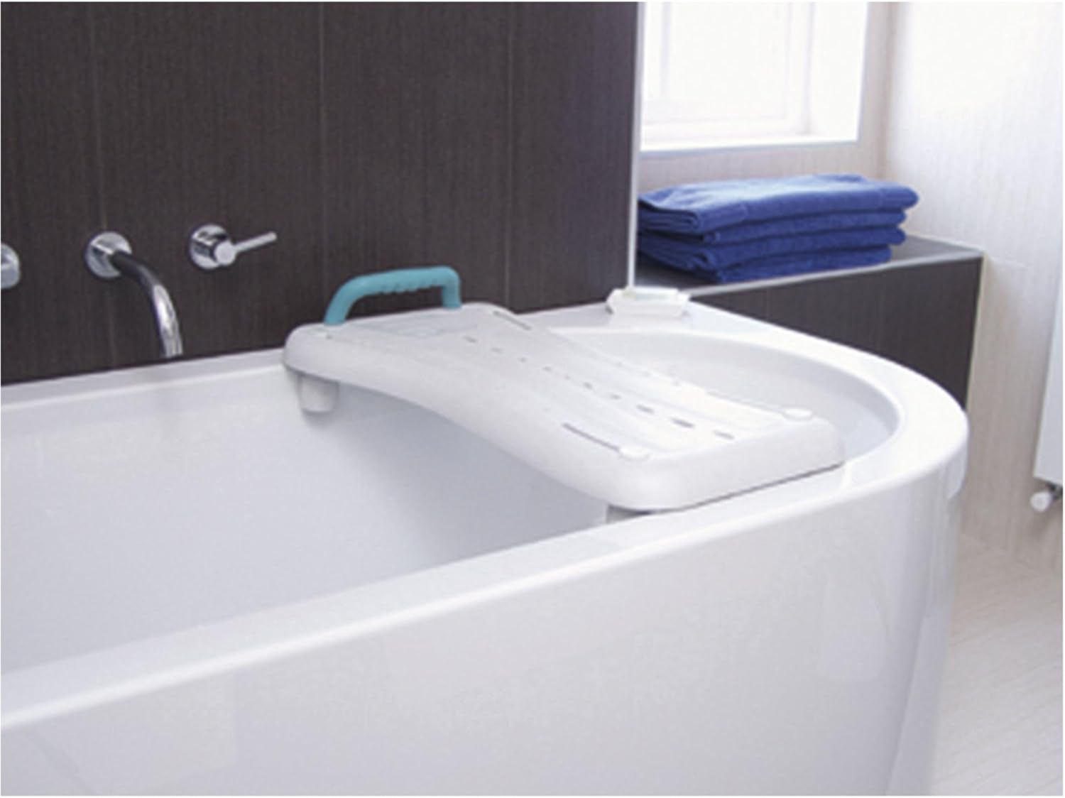 Aidapt White Adjustable Bath Transfer Board With Handle 463-680mm - VR110