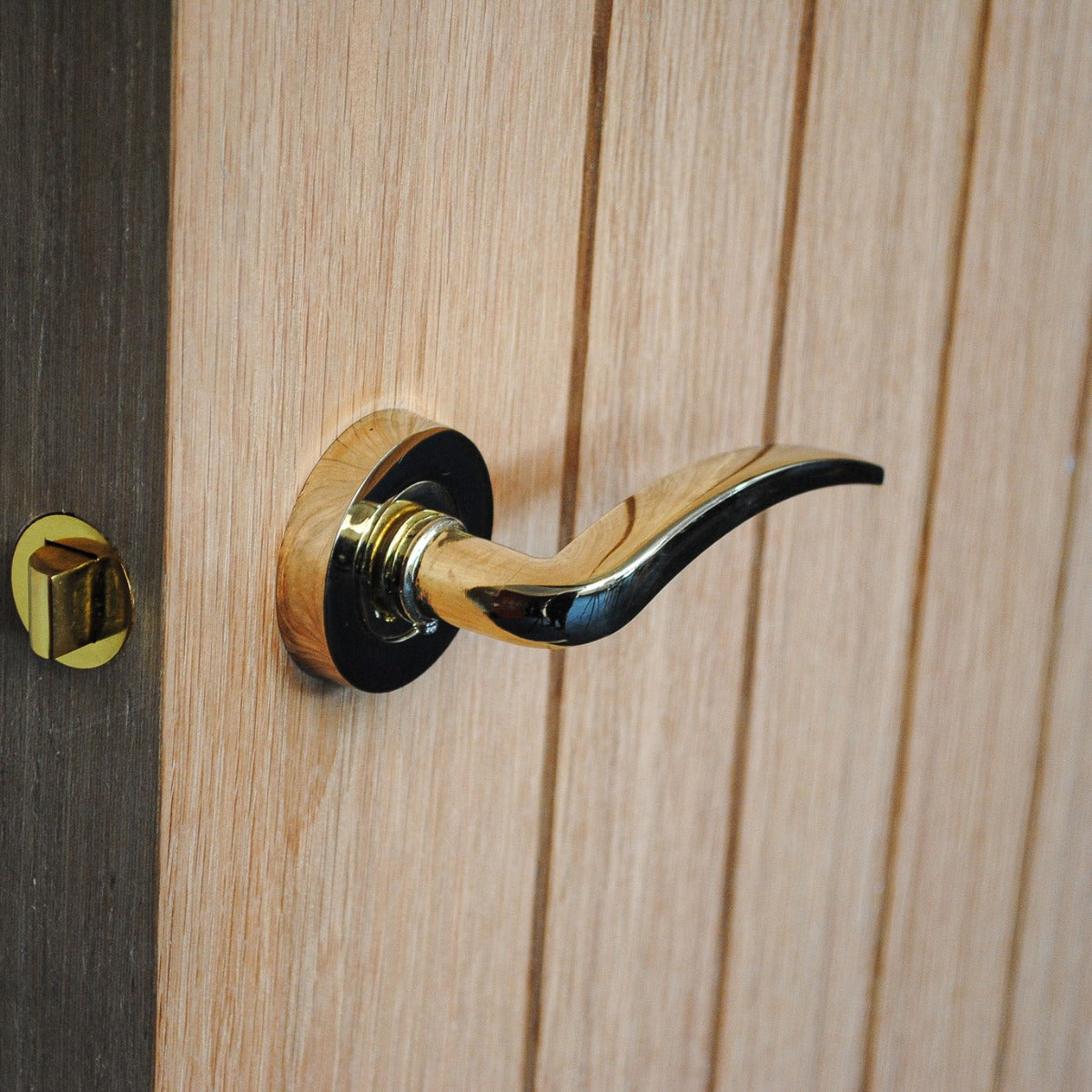ViBE Corsica Lever on Rose Door Handle in Polished Brass for Internal Doors