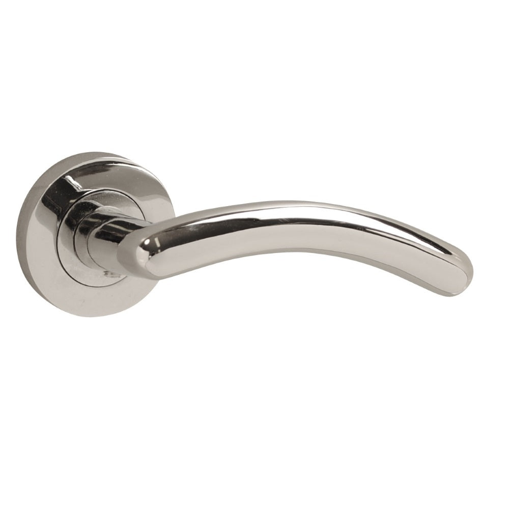 Vibe Meridian Rose Lever on Chrome for Internal Doors