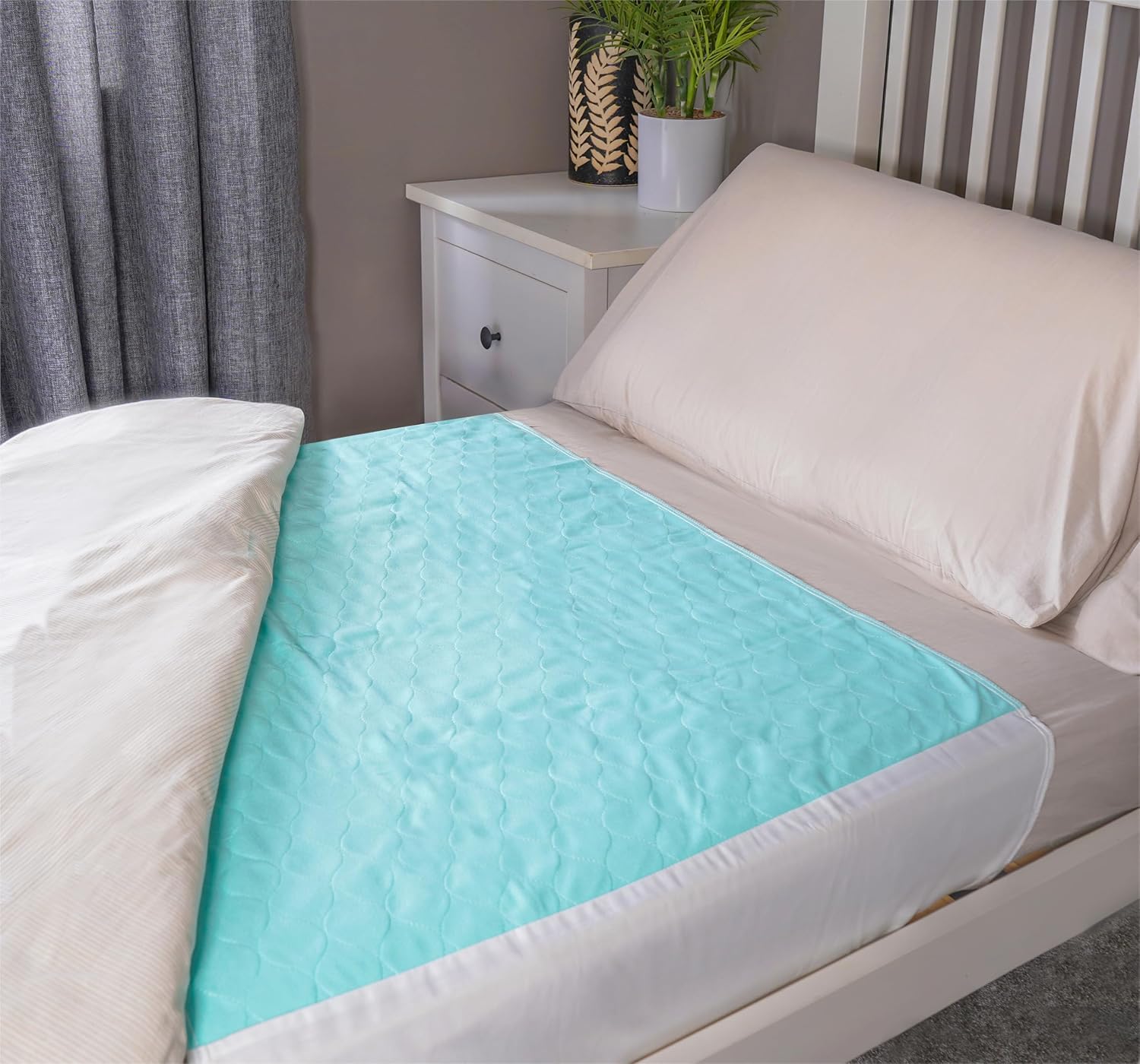 Washable Incontinence Bed Pads - Pack of 2 with Tuck Flaps
