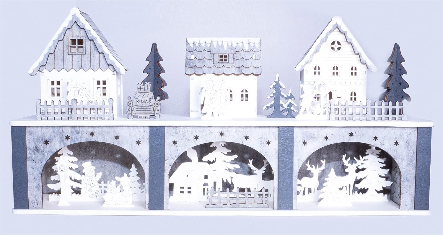St Helens Home & Garden Battery Powered Wooden Light Up Festive Scene - GH961