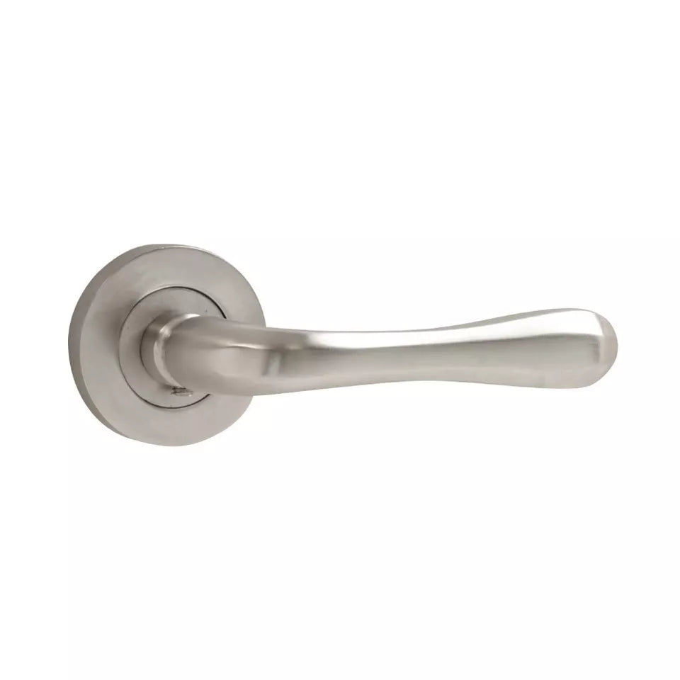 Leandro Internal Lever Door Handle on Rose Polished or Satin Chrome