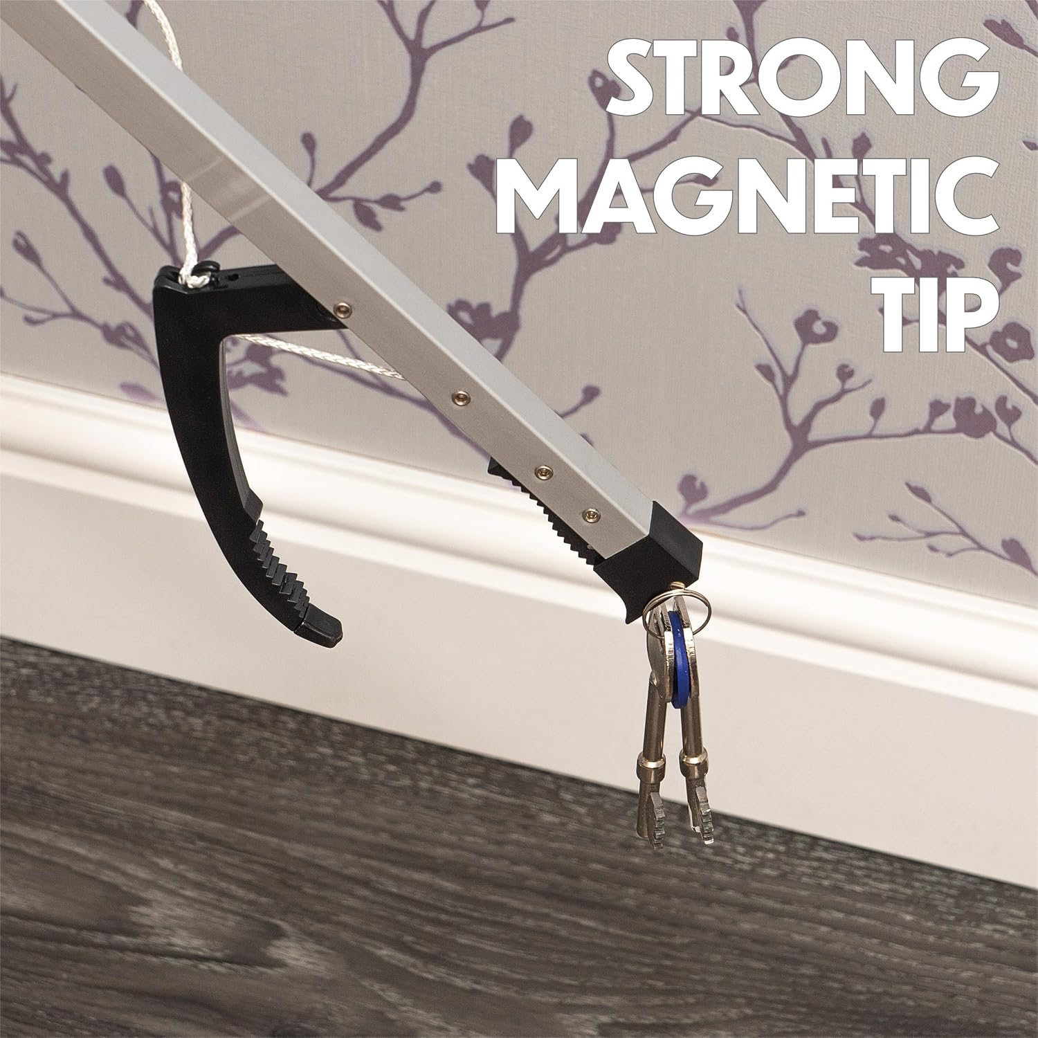 Aidapt 32 Inch Folding Reacher Grabber With Magnetic Tip - VM901B