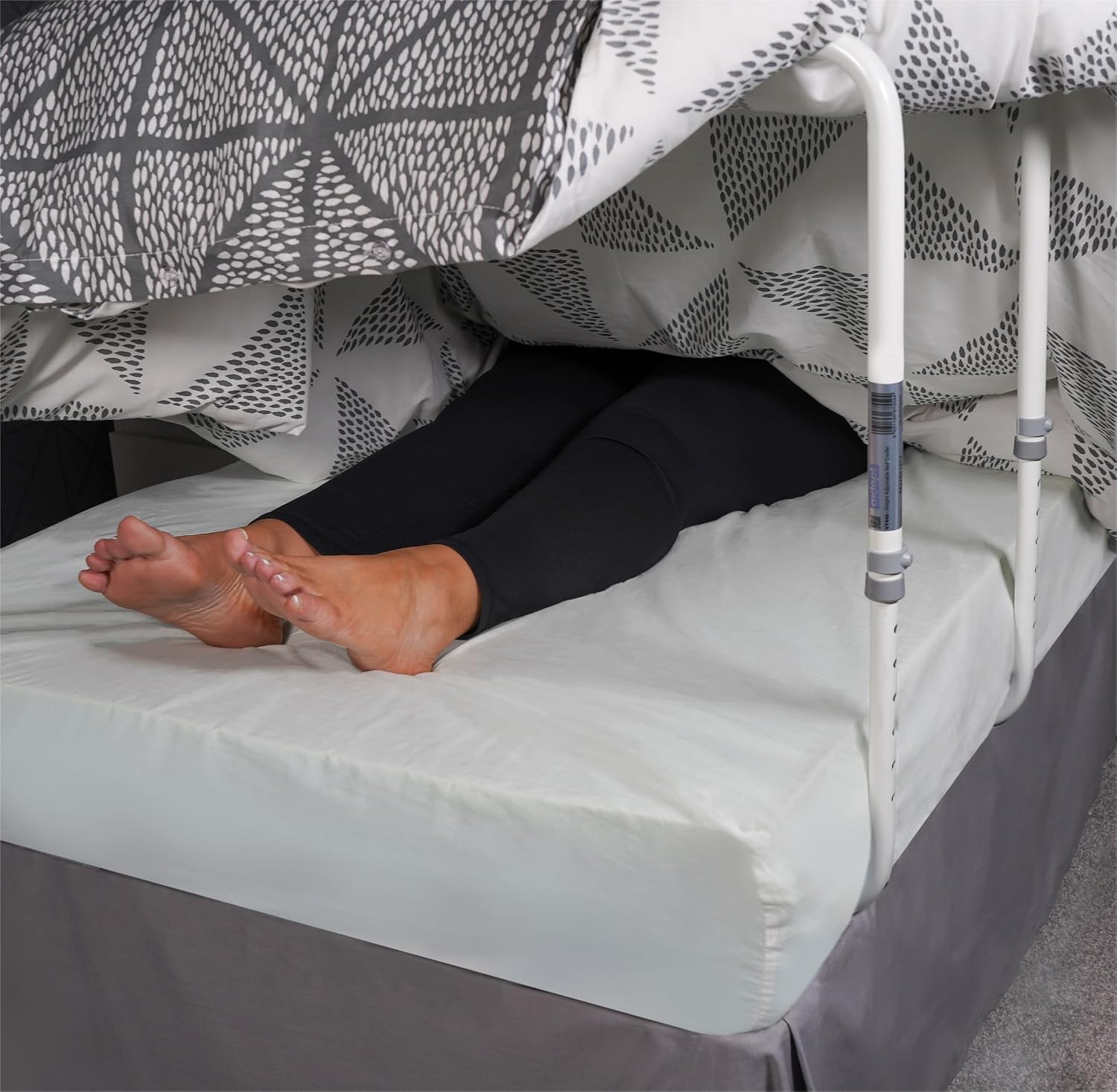 Aidapt Adjustable Blanket and Duvet Raiser Tunnel Bed Cover Support Aid - VY440