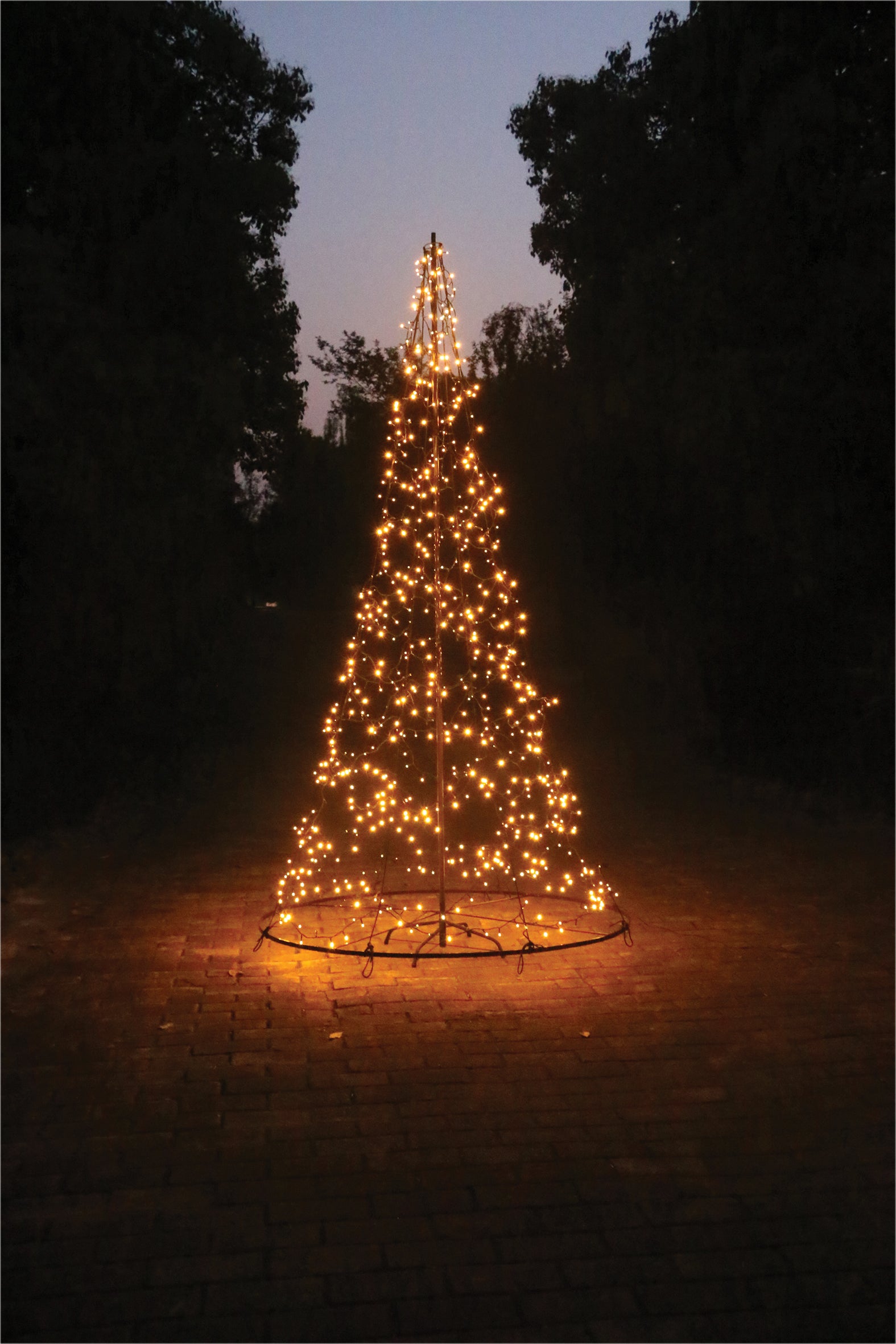 Xmas Haus Pre Lit Twinkling Christmas Tree with Copper Gold LEDs,
