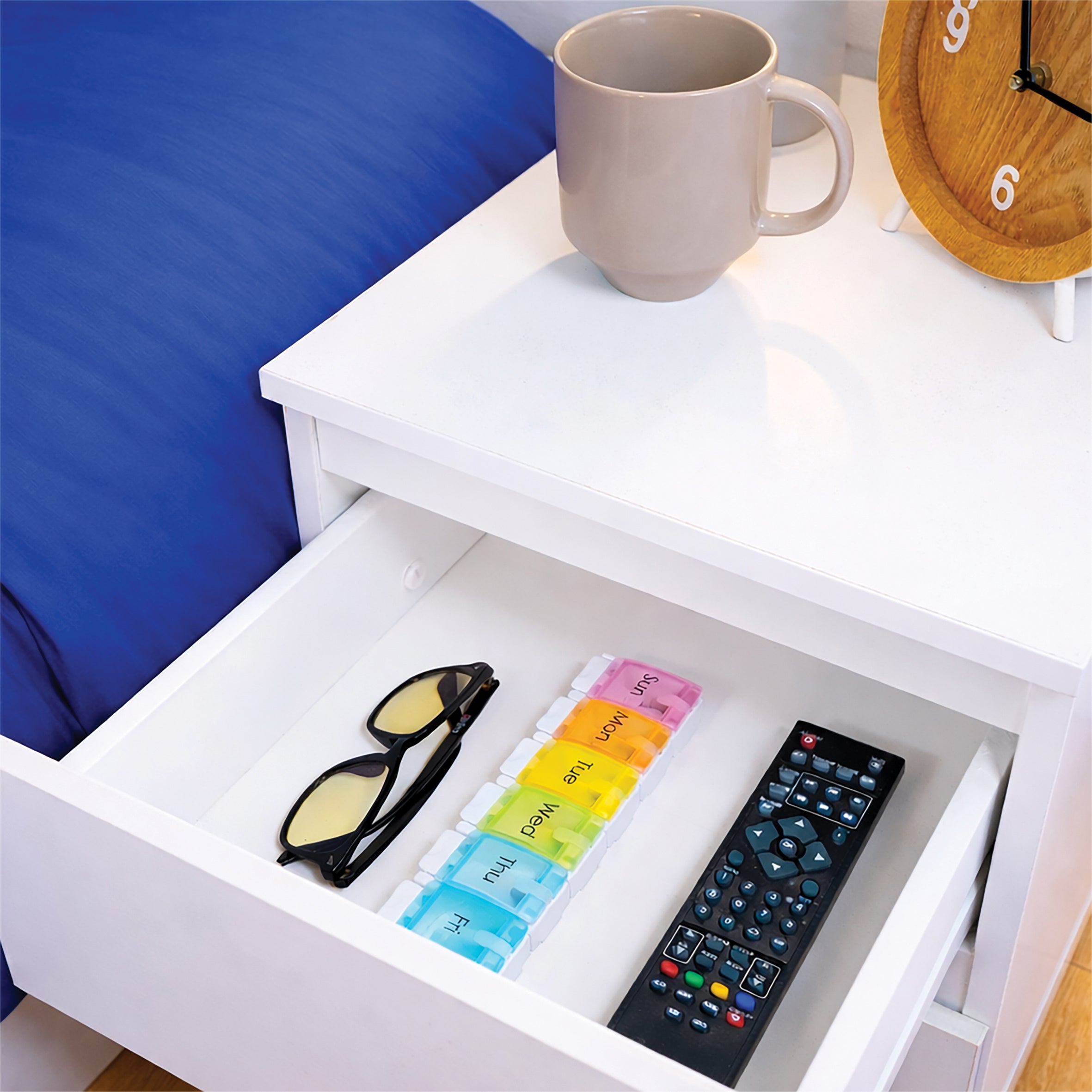 Push Button Weekly Pill Dispenser - VM930AC